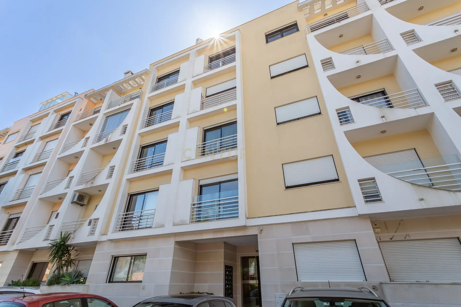 Fantástico Apartamento T2 em Alcabideche - Image 1