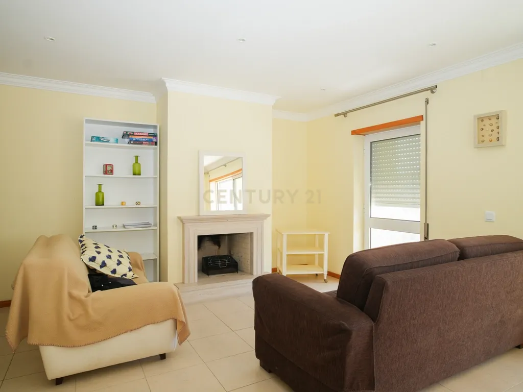 Apartamento T3 na Figueira da Foz (Buarcos) - condomínio fechado - Image 2