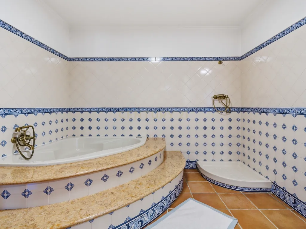 Moradia com 5 quartos e piscina, Gradil, Mafra - Image 20