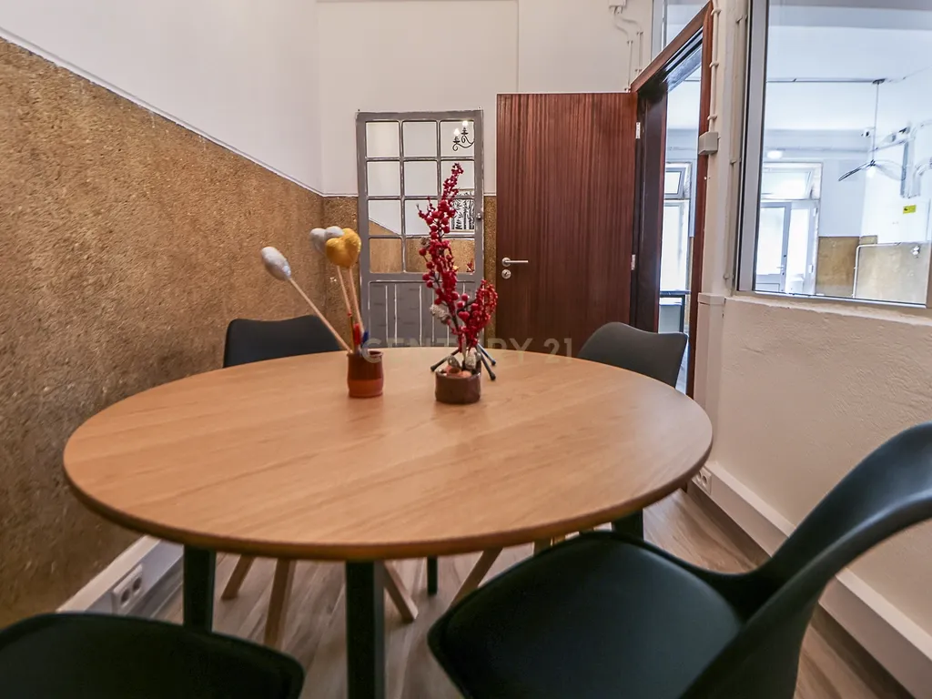 Loja na Torre da Marinha - Image 8