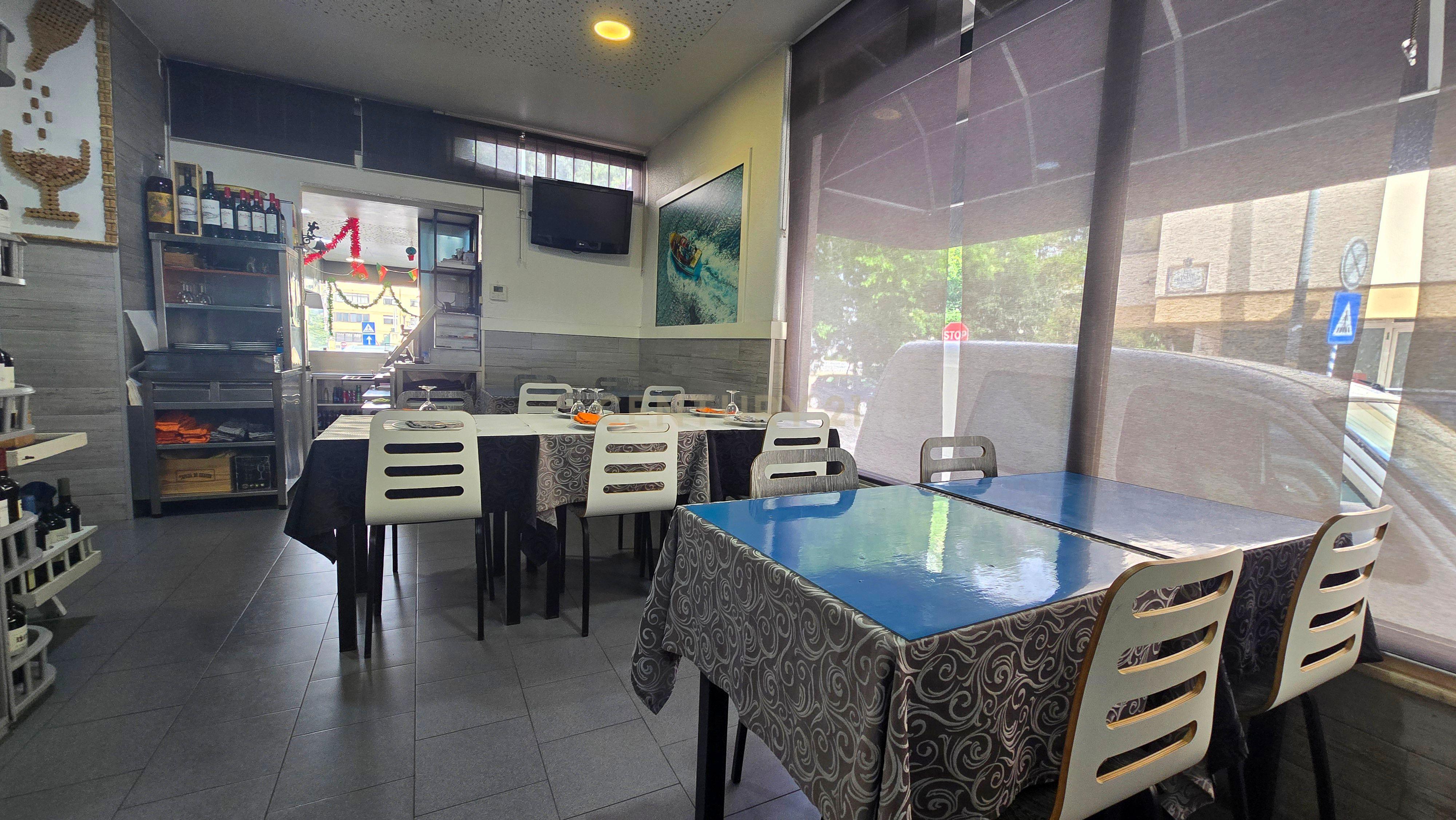 Fotografia 8 de Oportunidade de Negócio – Restaurante / Churrasqueira em Pleno Funcionamento em L. A. Velha