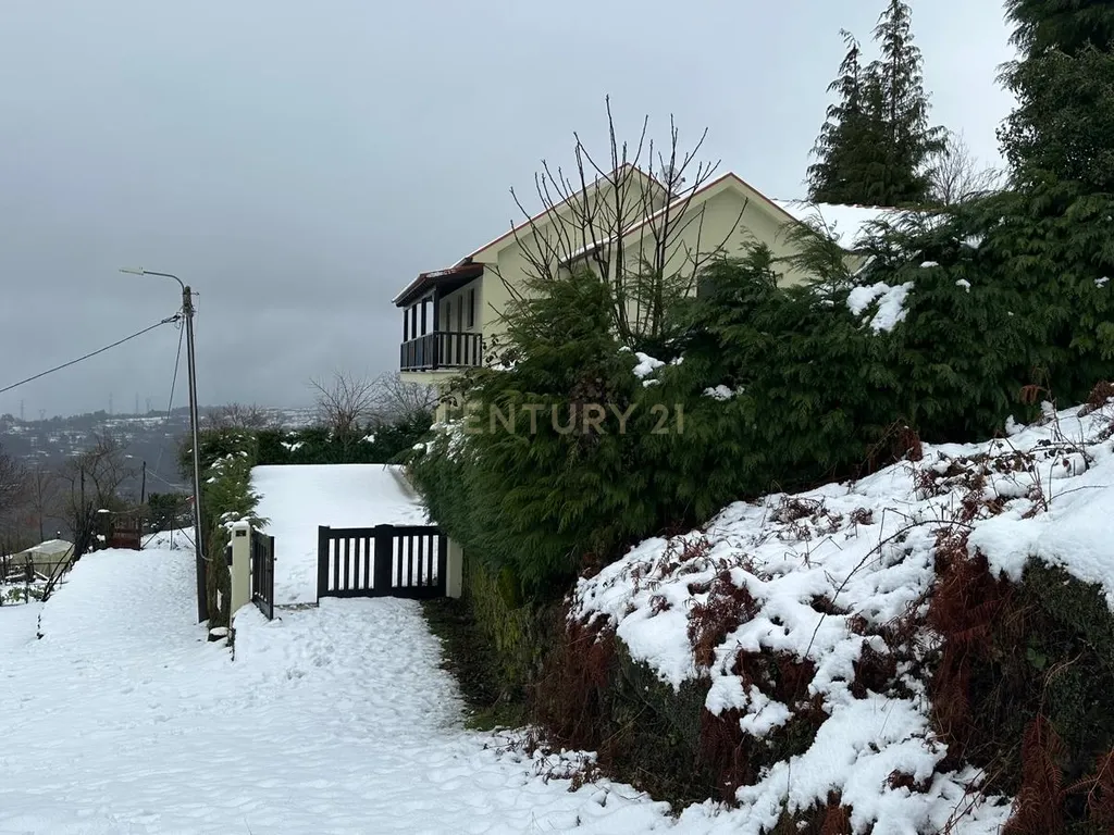 Casa de Sonho na zona do Geres com vistas magnificas - Image 1