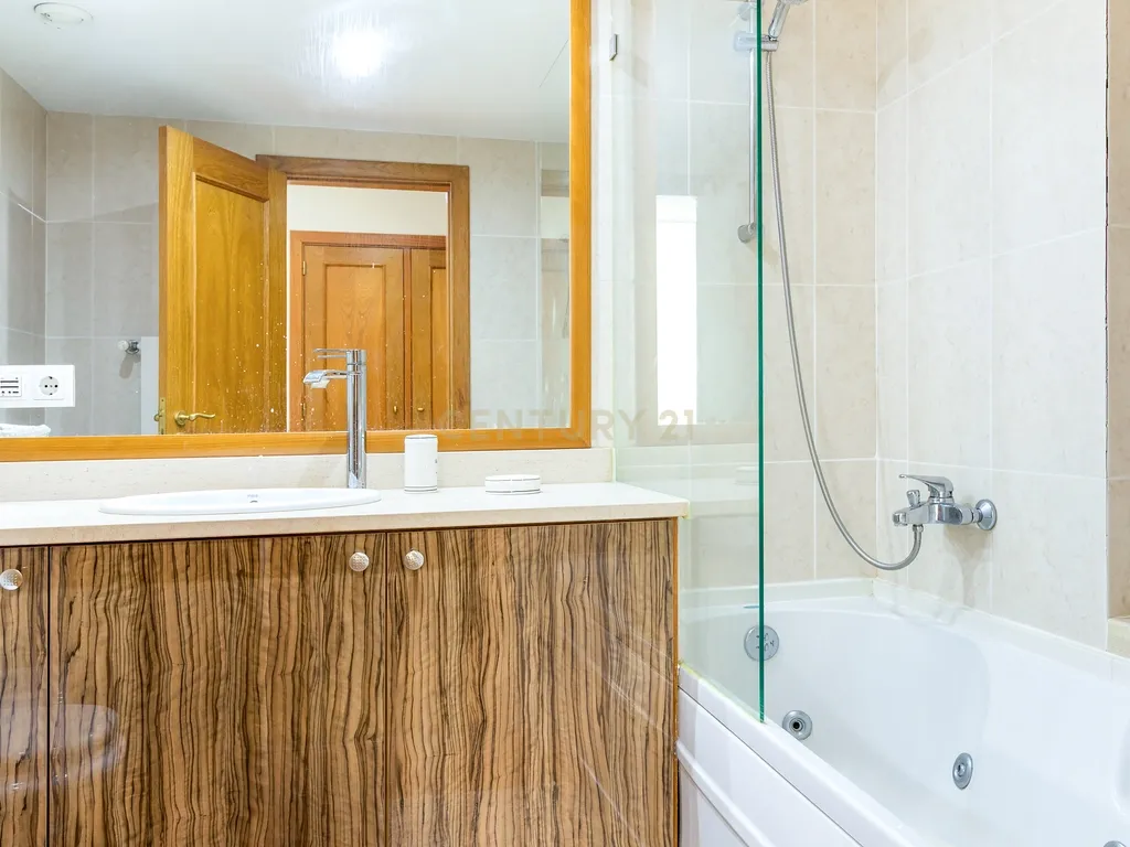 Apartamento T3 mobilado, equipado, com garagem, em Carnaxide, Oeiras. Para arrendar! - Image 20