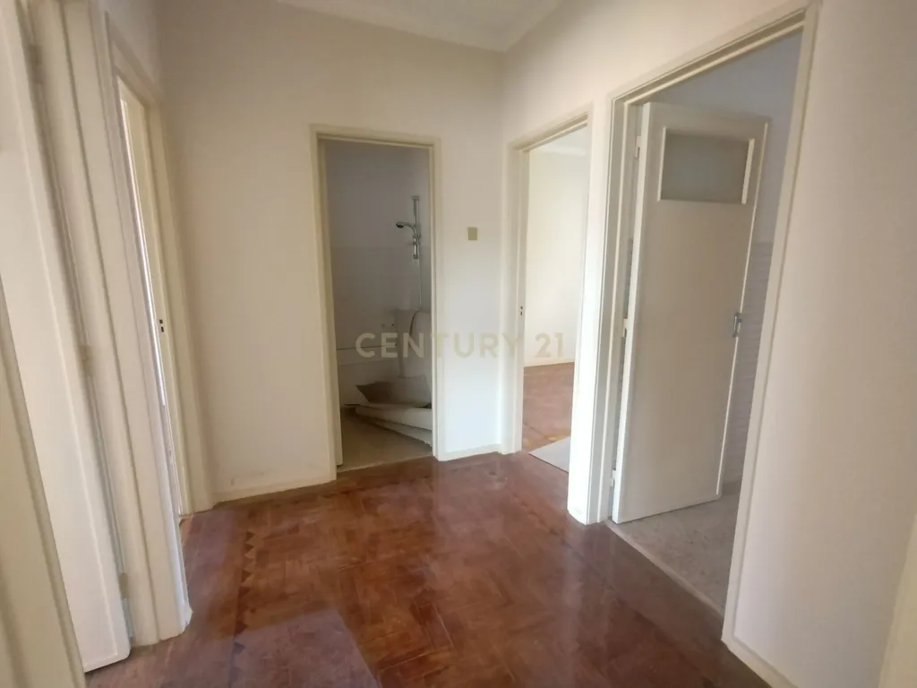 Prédio no Centro de Sacavém : Oportunidade de Investimento - Image 20