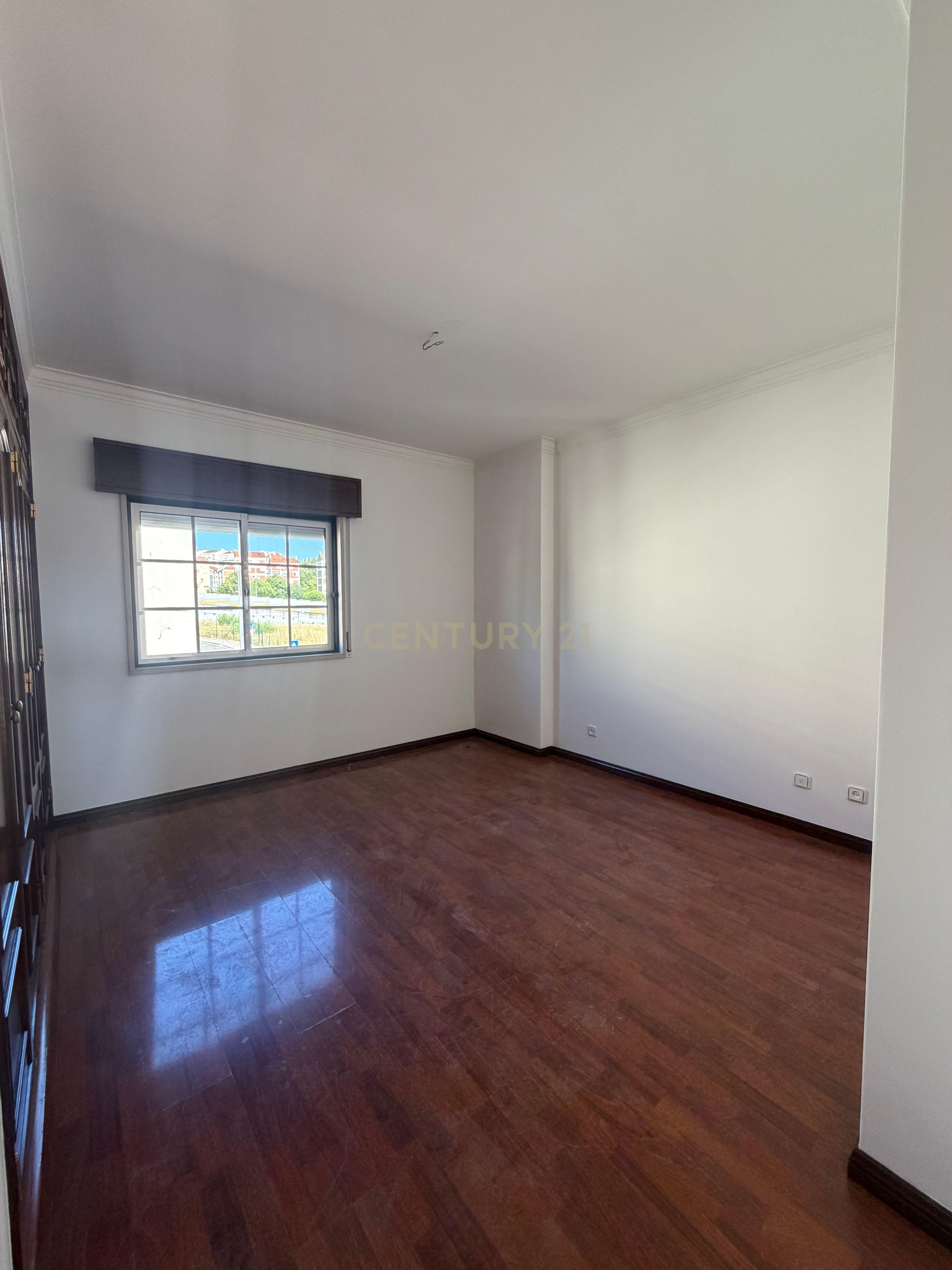 Fotografia 9 de T2 - Falagueira Venda-Nova
