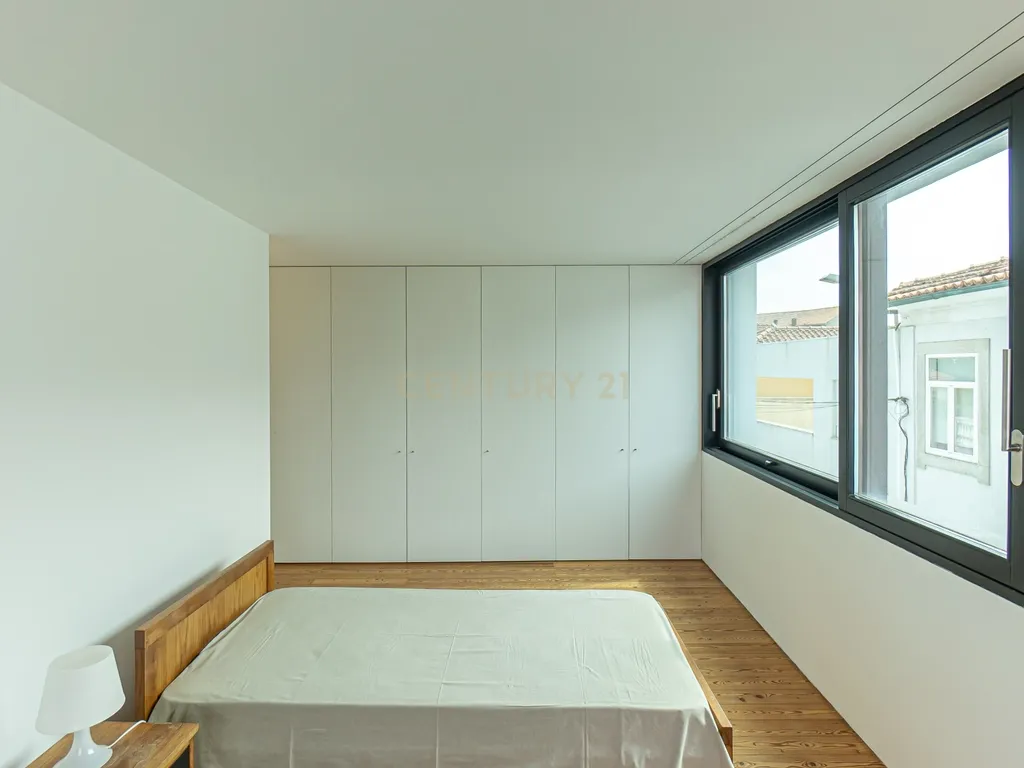 Apartamento T2 com 149 m2 - Centro Histórico de Matosinhos - Image 29