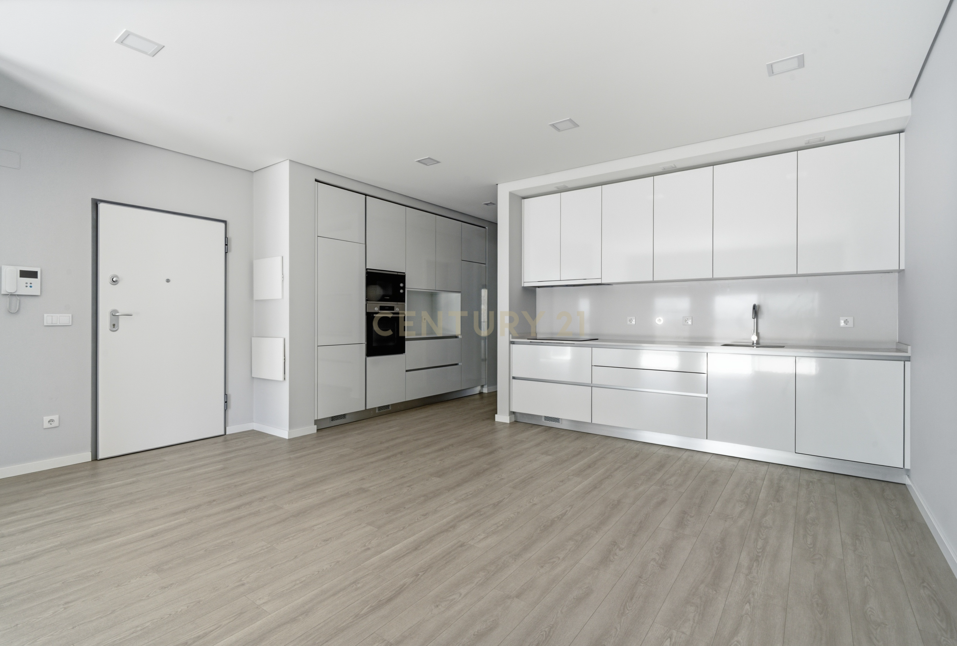 Apartamento T2 Novo com Terraço e Lugar de Garagem em Mafra