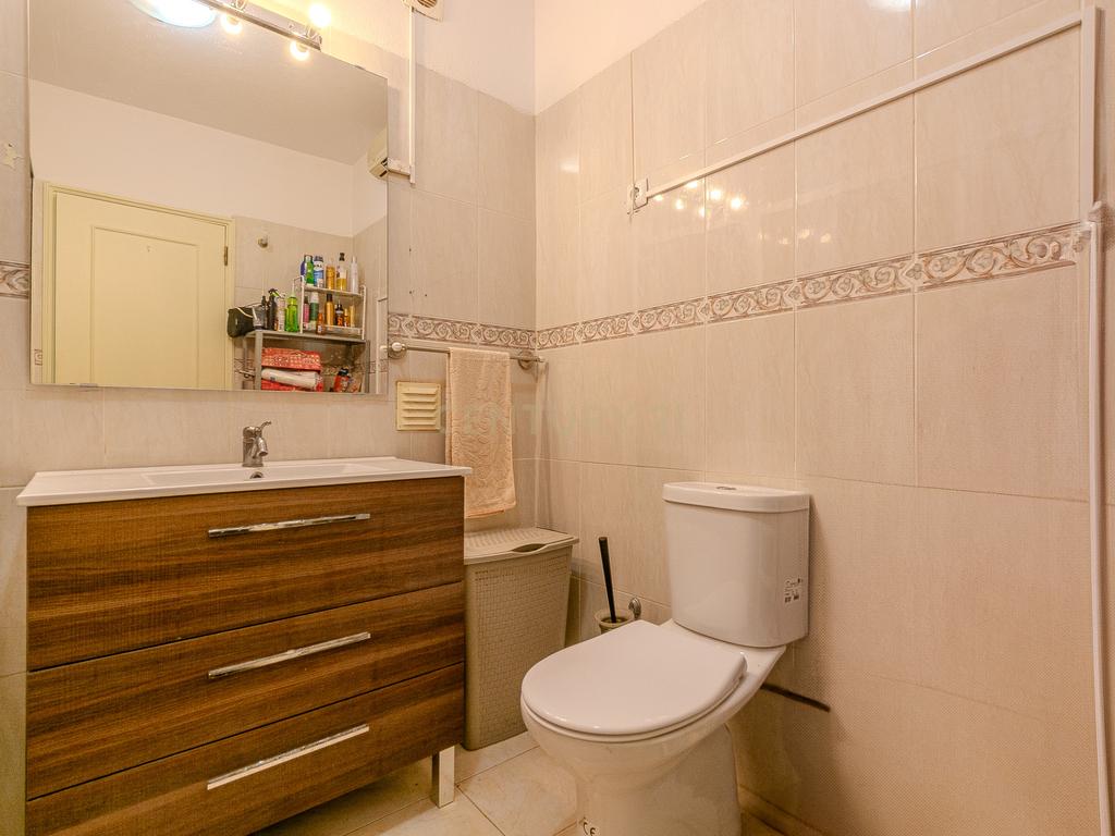 Apartamento T3 com Garagem no Centro de Tunes - Image 17