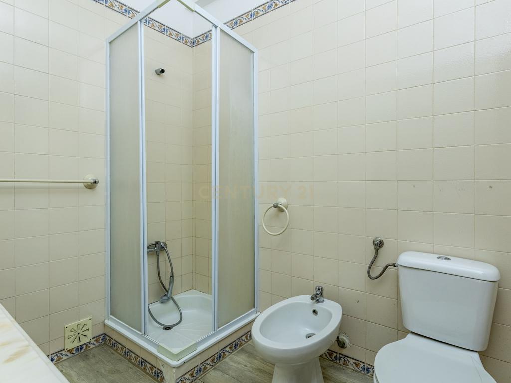 Espaçosa Moradia T3 em Azambuja, Lisboa - Image 7