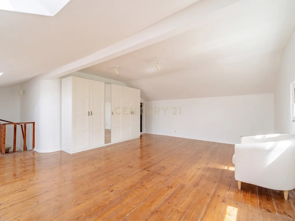 T3 Duplex com Terraço — Campo de Ourique - Image 10