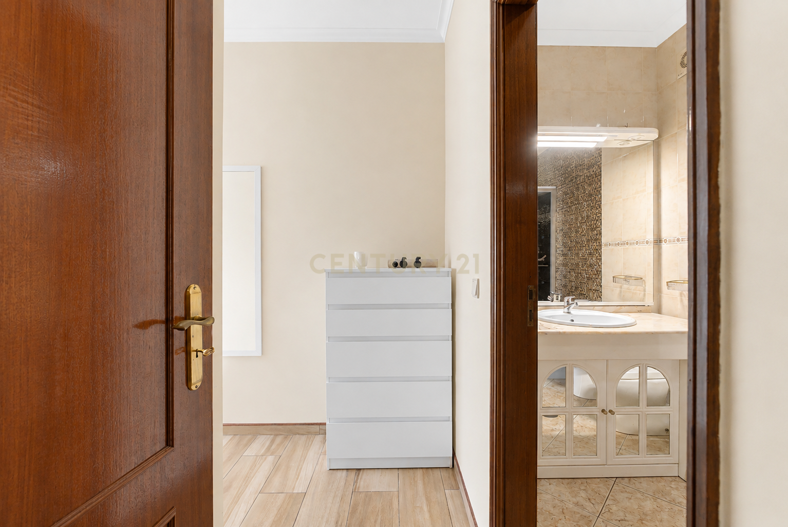 Fotografia 4 de Apartamento T2 em Vila Nova de Gaia com Garagem e Elevador