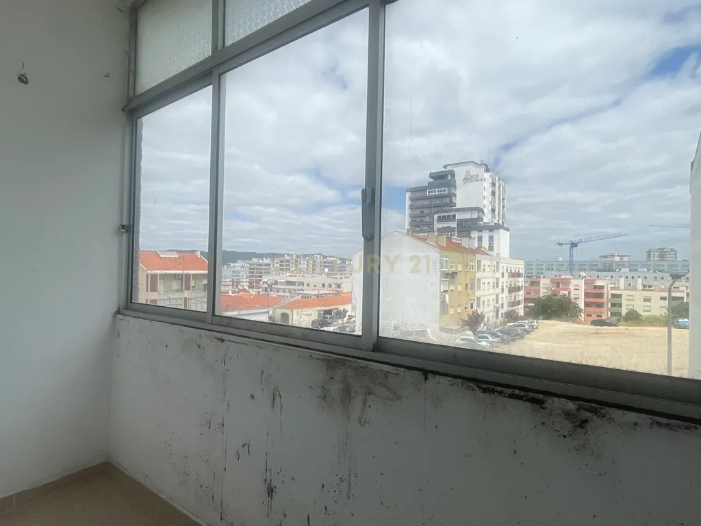 Apartamento T3, com Logradouro, em São Sebastião, Setúbal - Image 19