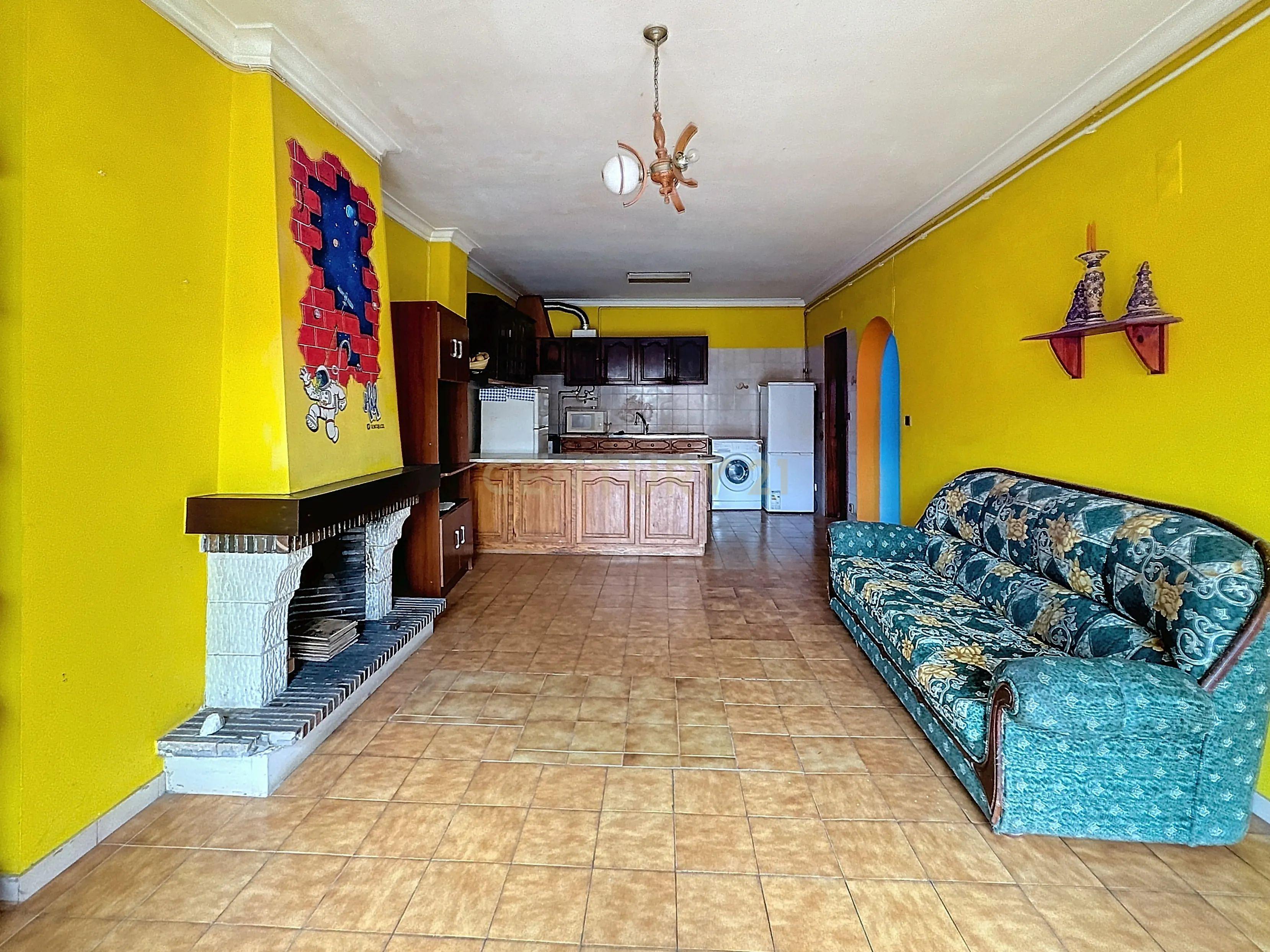 Fotografia 4 de Apartamento T2  - Arrendamento - Bem localizado na Nazaré
