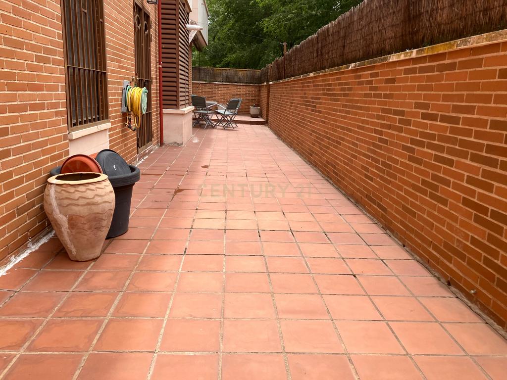  - Image 8
