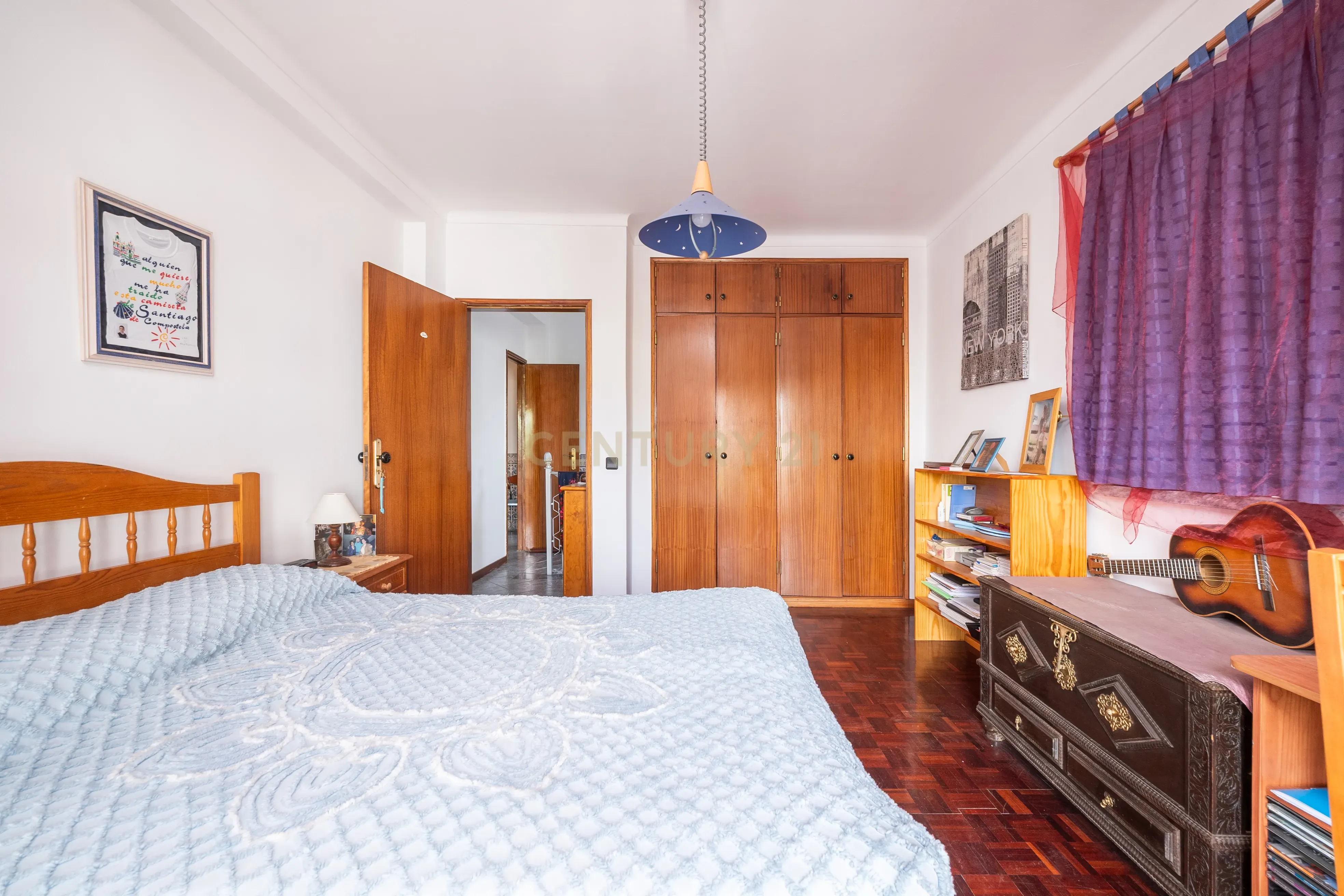 Fotografia 10 de Moradia T5 com sótão + Anexo T1 + Estúdio | Garagem | Santa Apolónia