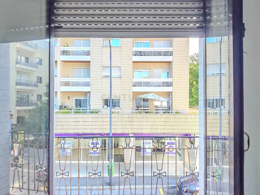 Casa T3 em Gondomar com Vista e Grande Potencial de Recuperação - Image 28