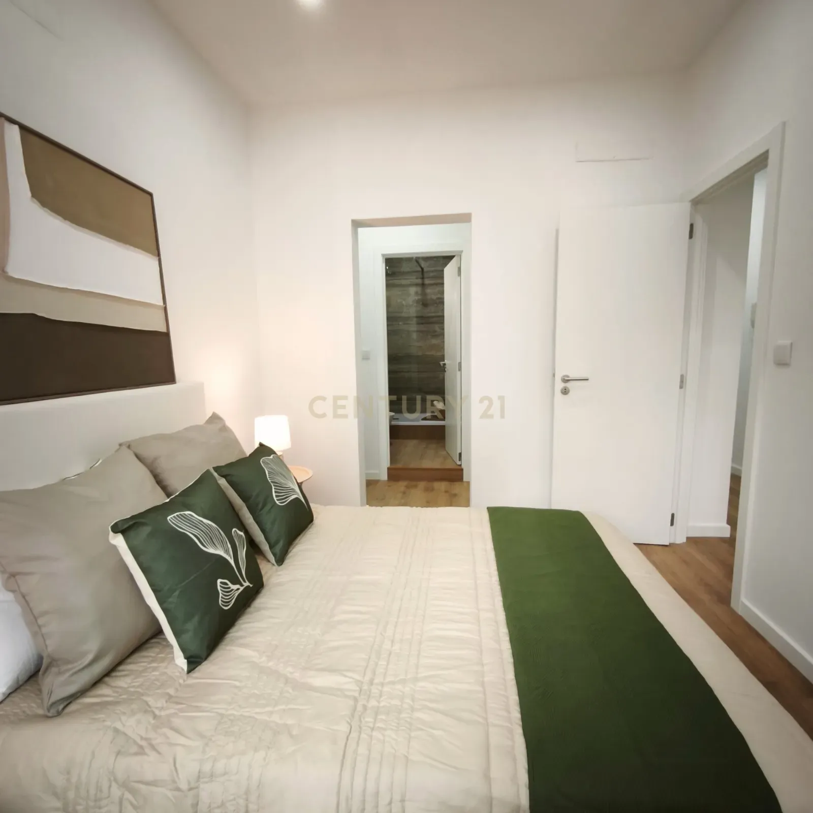 Fotografia 5 de Apartamento T3 totalmente remodelado, moderno e equipado, em localização privilegiada