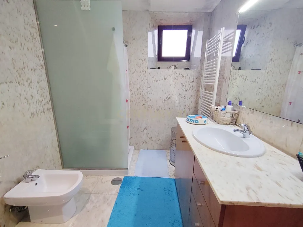 Moradia com Comércio em Amorim, Póvoa de Varzim - Uma Oportunidade Única! - Image 60