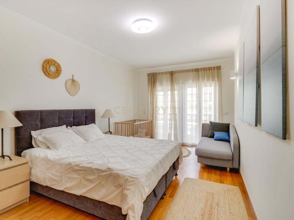 Apartamento T3 no Montijo | 143m2 área bruta útil | 2 garagens e elevador - Image 20