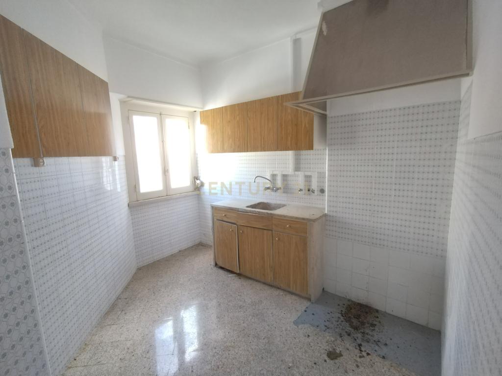 Prédio no Centro de Sacavém : Oportunidade de Investimento - Image 19