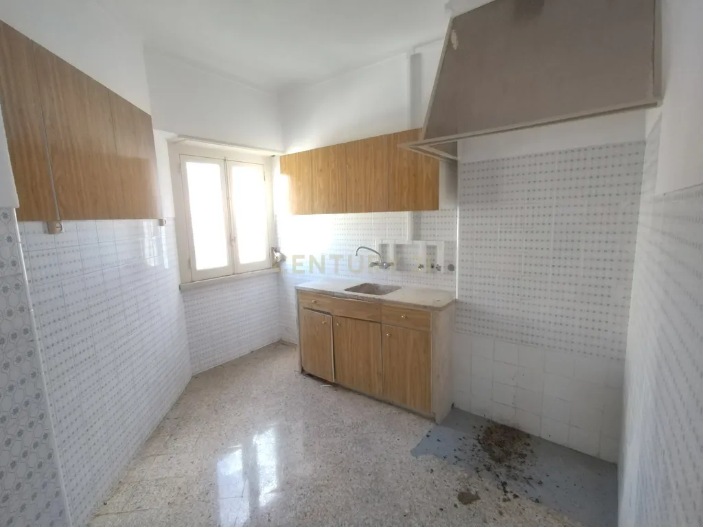 Prédio no Centro de Sacavém : Oportunidade de Investimento - Image 19