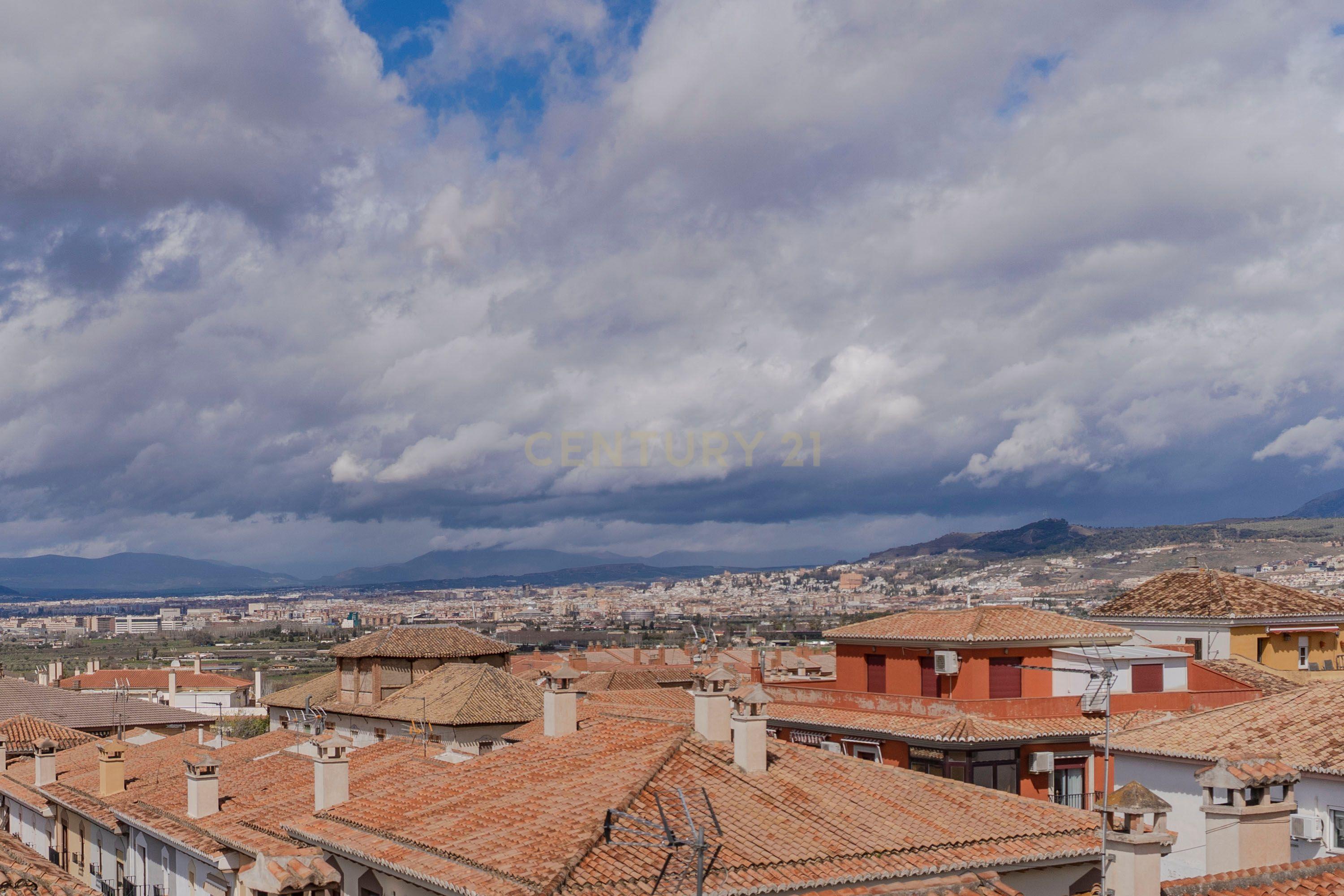 Apartamento T2 Moderno com Terraço e Vista em Granada - Image 6