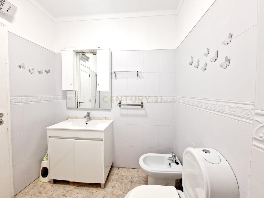 Apartamento T1 Quinta do Conde com logradouro bastante amplo - Image 10
