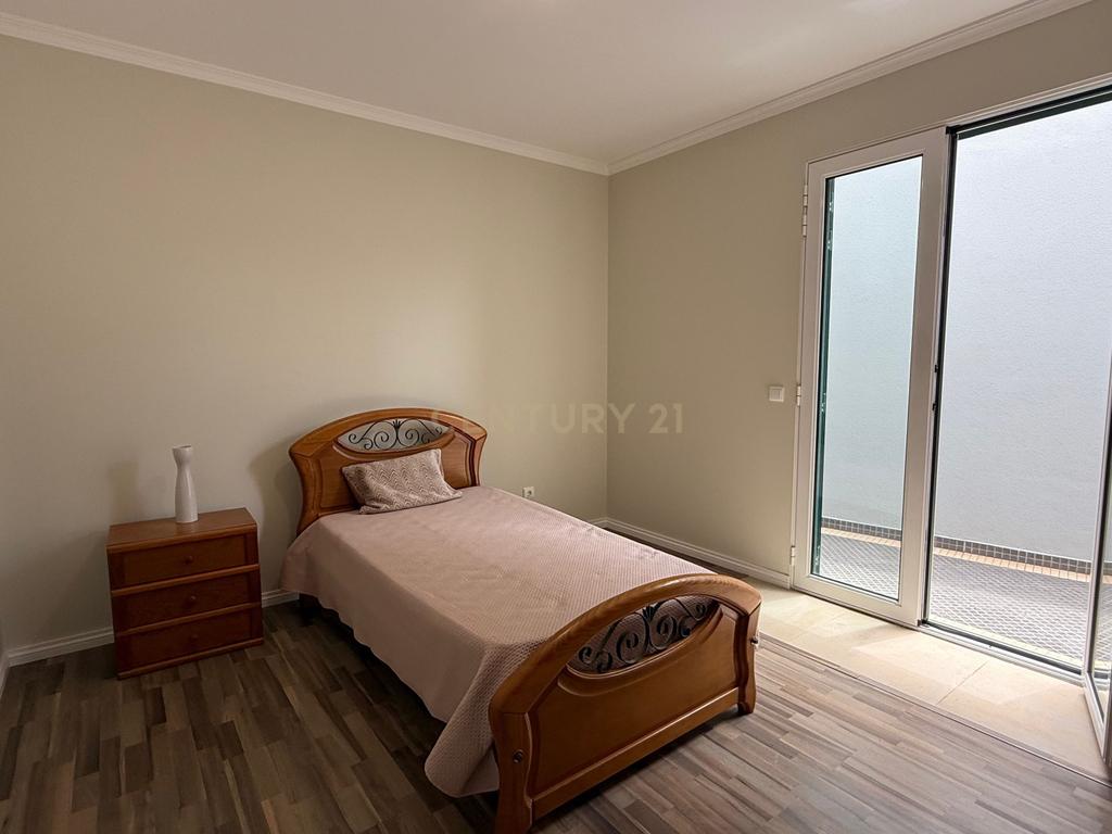 Moradia T3 Com Sótão Habitável e Vista Mar na Ponta do Sol - Image 29