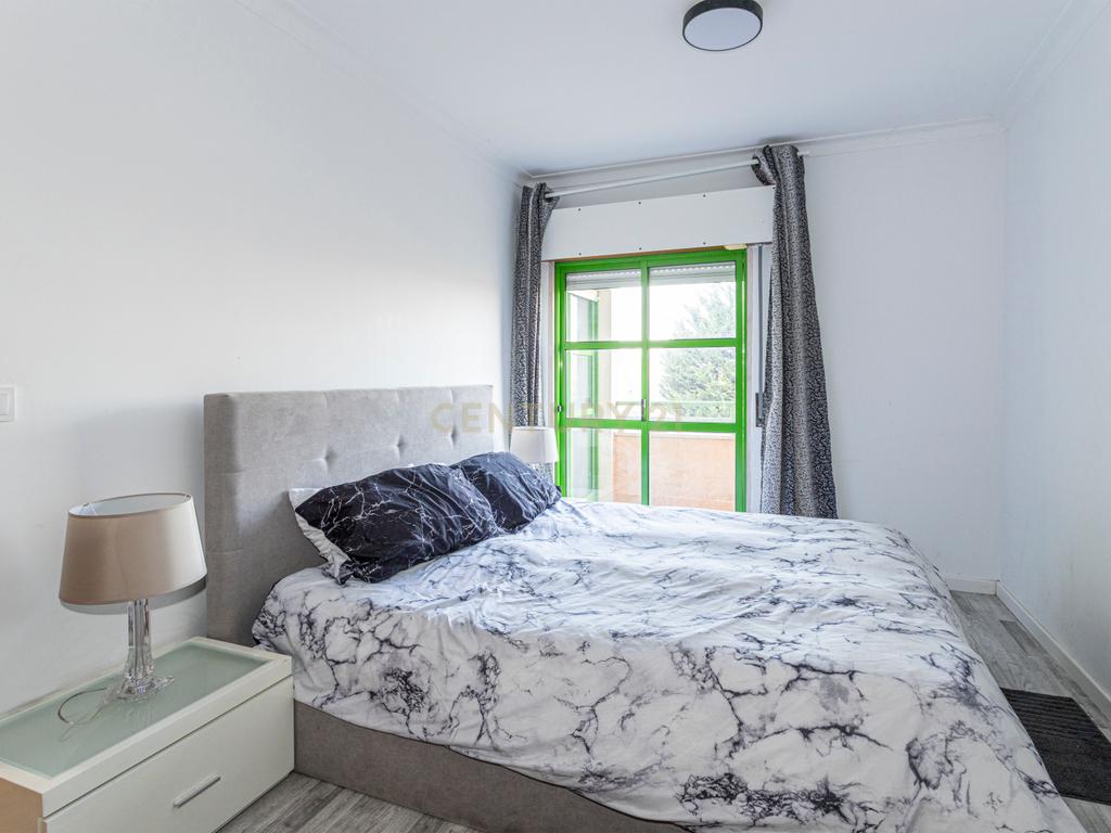 Apartamento T2+1  – Como Novo – Rinchoa, Rio de Mouro - Image 13