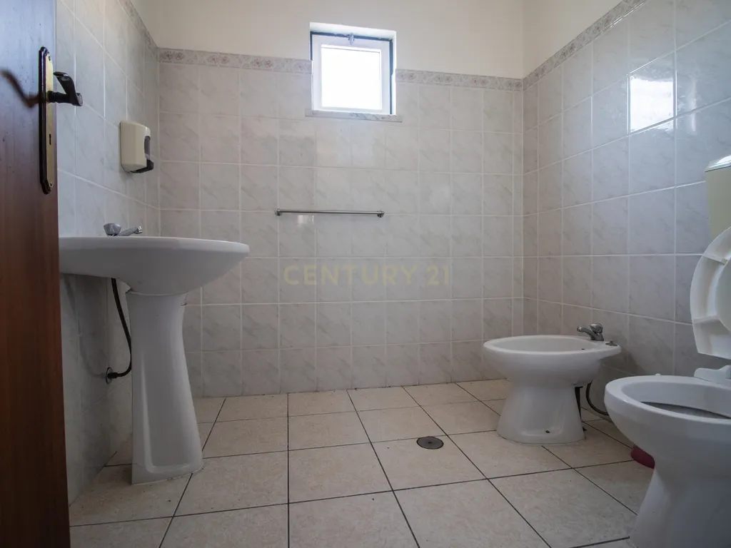 Estabelecimento Comercial - Antigo Restaurante - Lavos, Figueira da Foz - Image 42