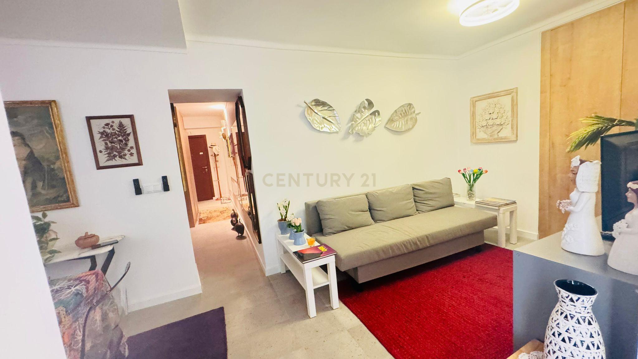 Fotografia 12 de Apartamento T2 com Suite e Terraço no Coração de Alfama