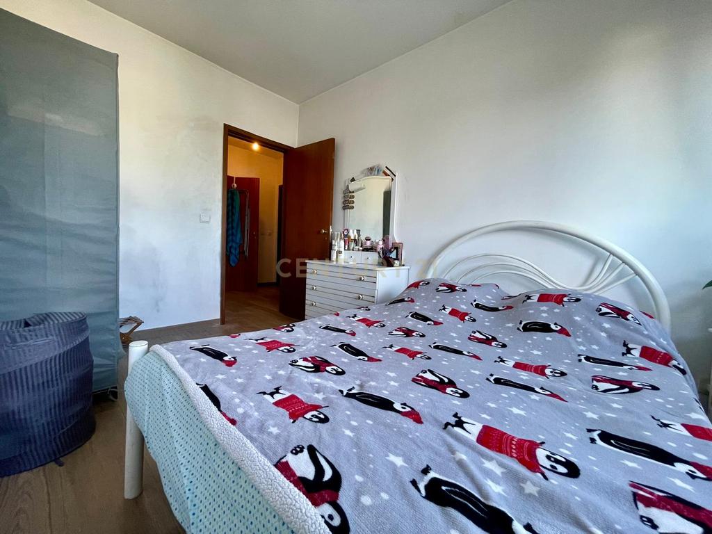 T2 com lugar de garagem em Pedrouços - Image 13