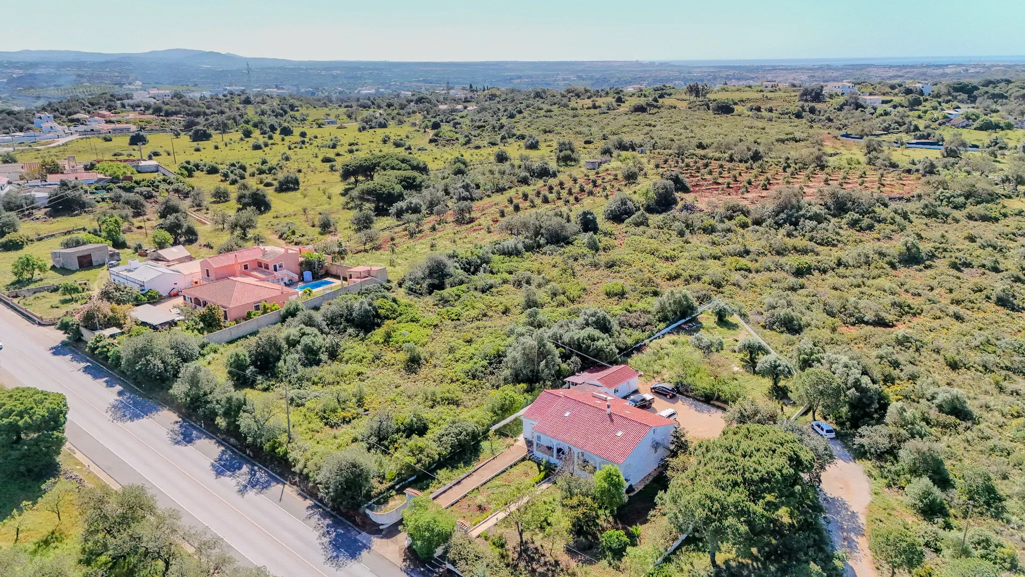 Terreno com Localização Estratégica e Acesso Direto à N125 – Albufeira - Image 8