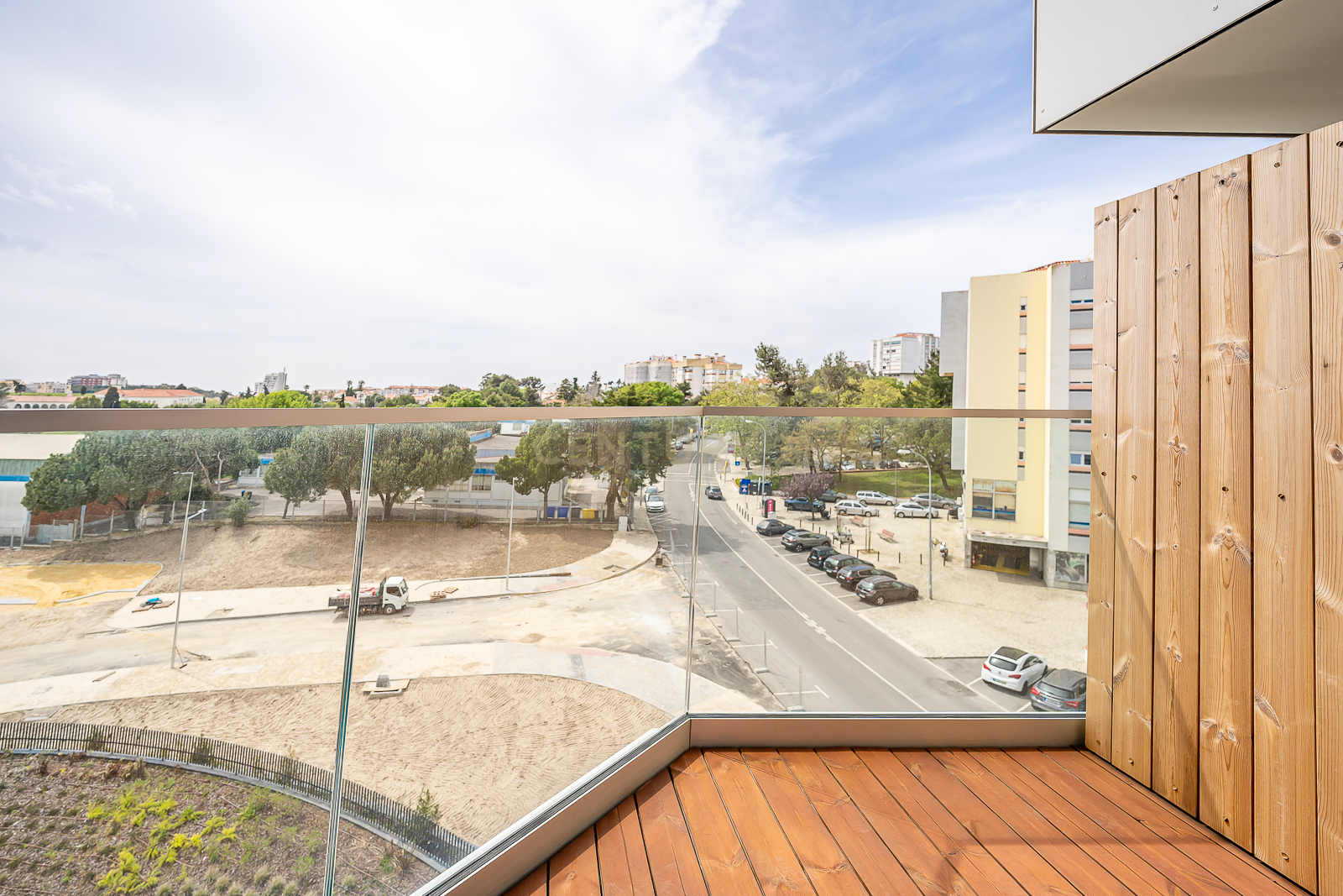 T3 COM VISTA MAR A ESTREAR NA TORRE GIRASSOL EM MIRAFLORES - Image 13