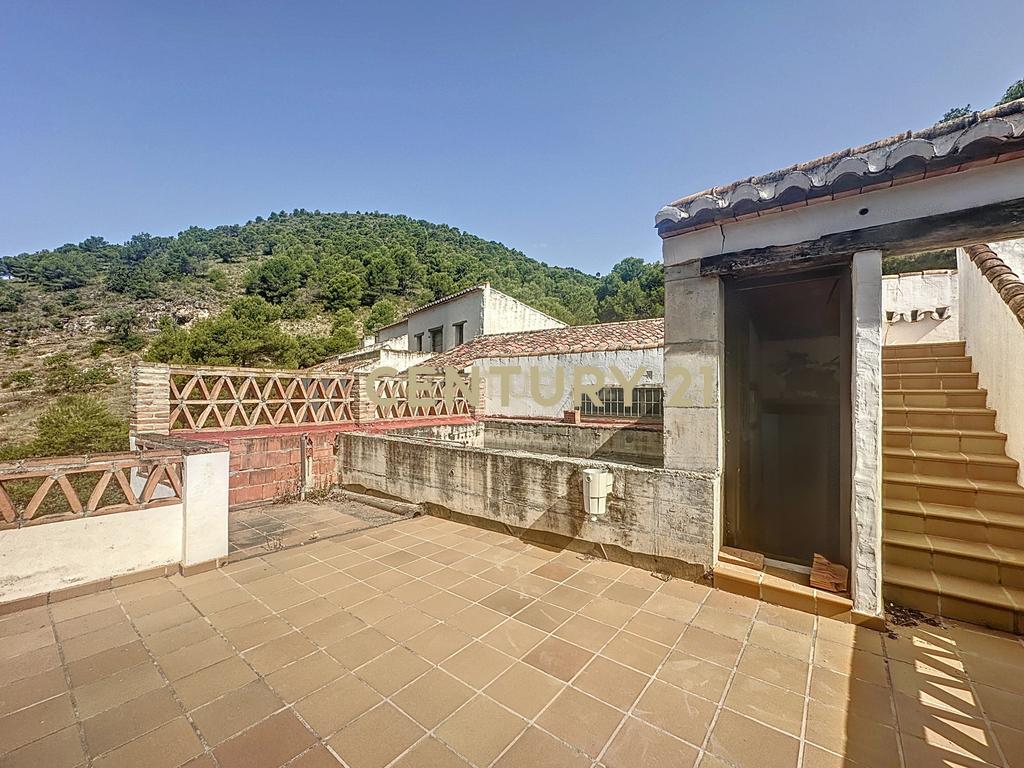 Grande casa de 9 quartos com piscina em El Acebuchal, ideal para um B&B ou retiro rural - Image 17
