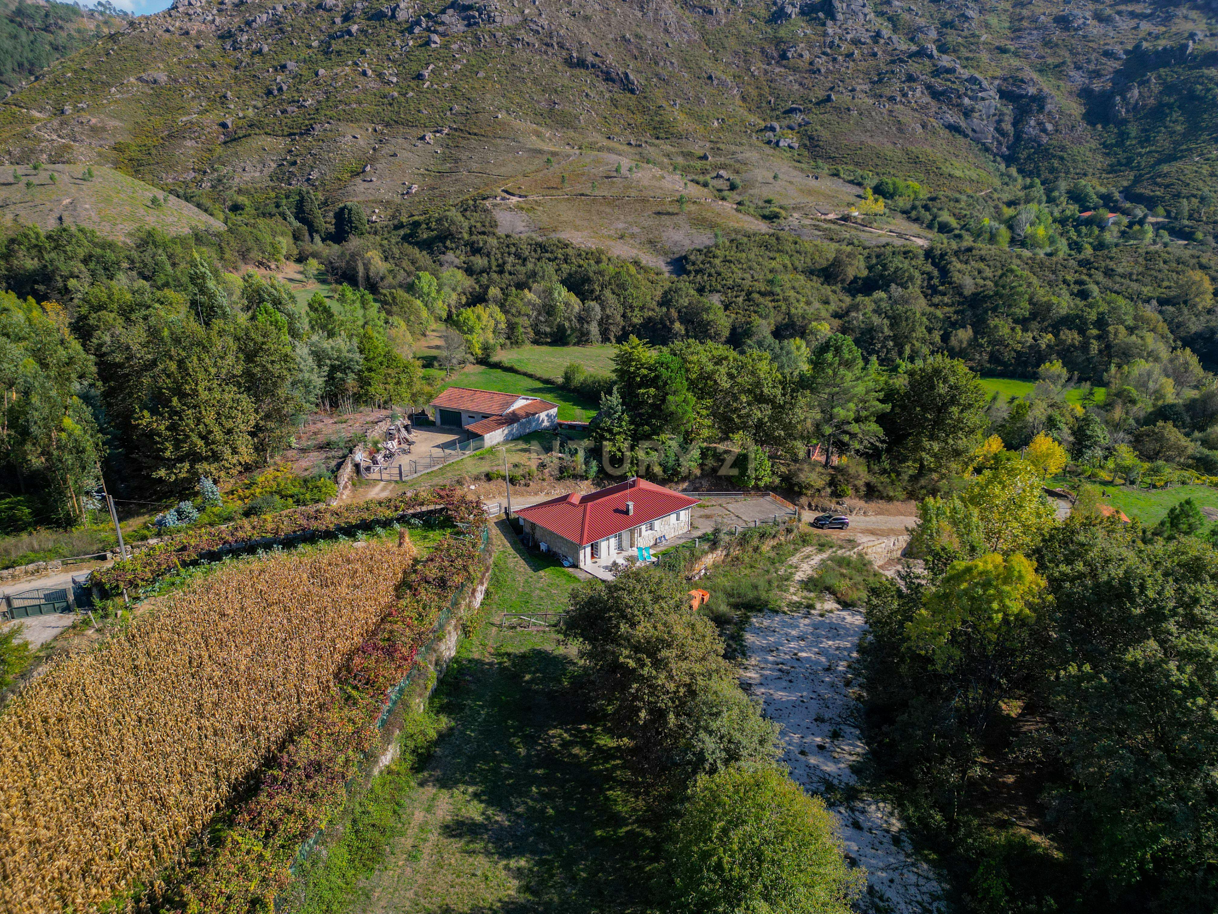 Moradia T3 à venda em Covide, Terras de Bouro — foto 3