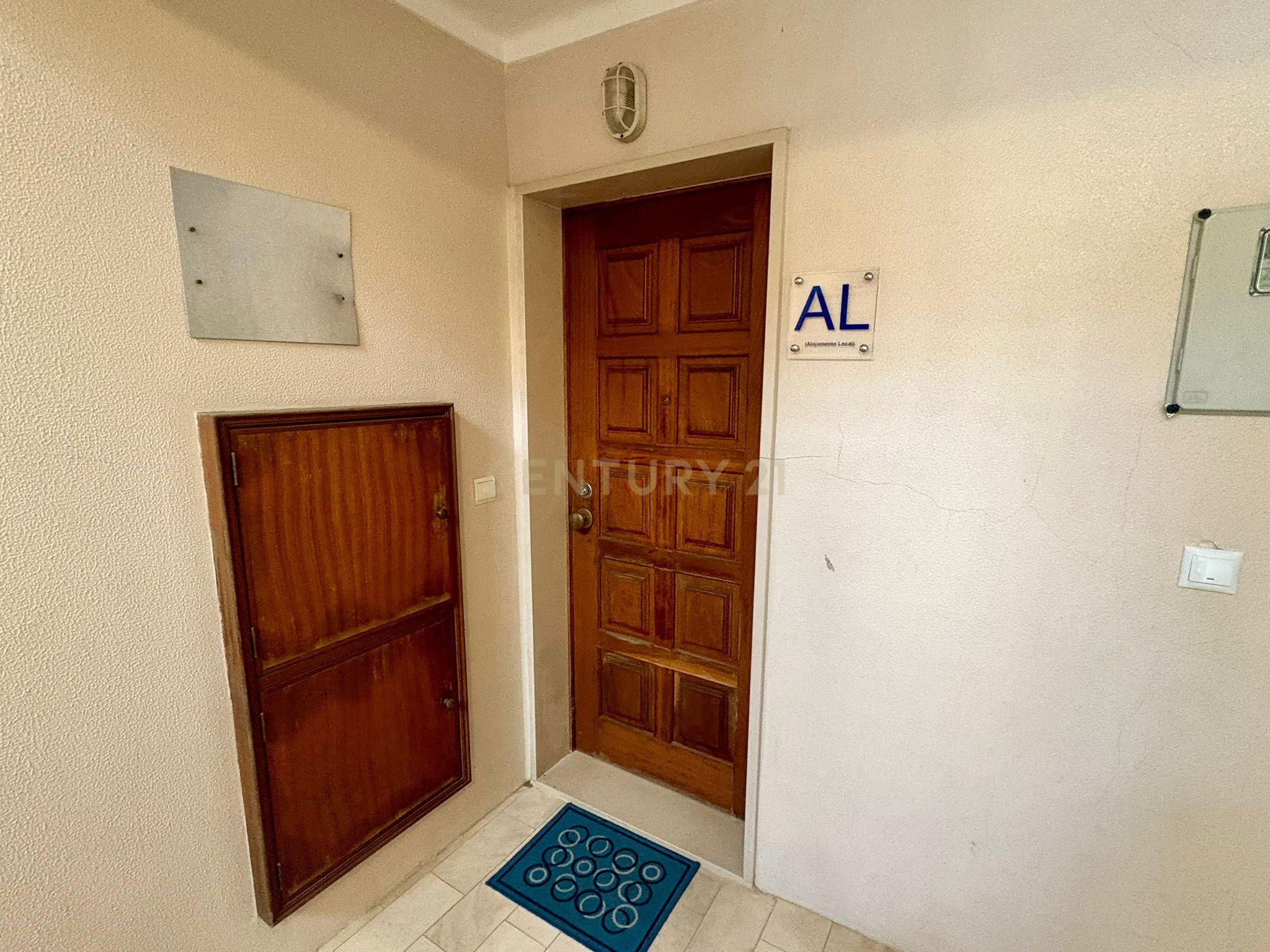 Fotografia 10 de Apartamento T1 em São Martinho do Porto