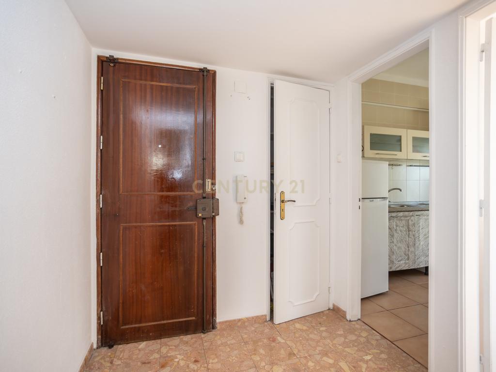 Apartamento T3 em Almada com Excelente Localização - Image 8
