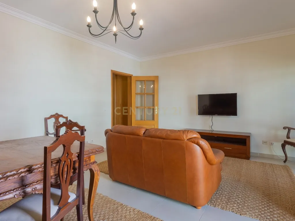 Apartamento T2, sito na localidade de Cova da Piedade, concelho de Almada. - Image 8