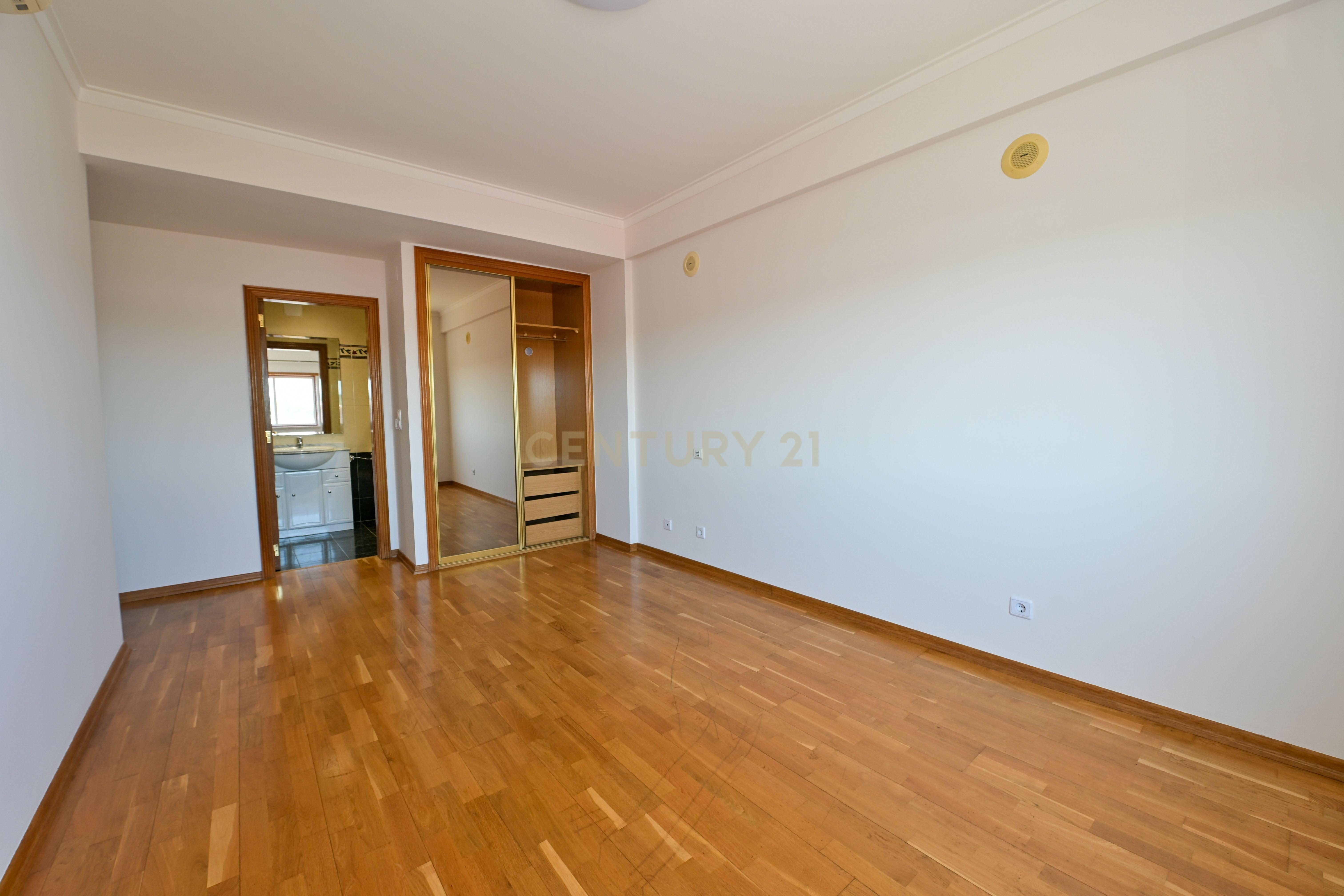 Apartamento T2 à venda em Carnide, Lisboa — foto 14