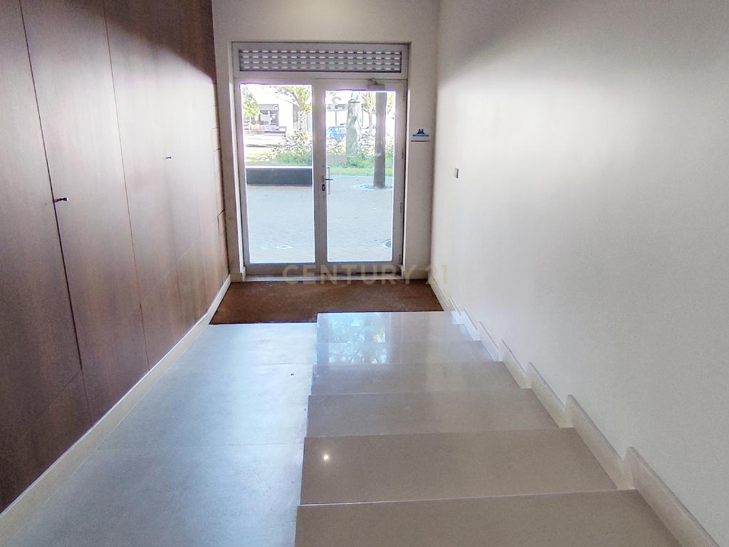 Apartamento quase novo, no centro da cidade de Chaves - Image 18