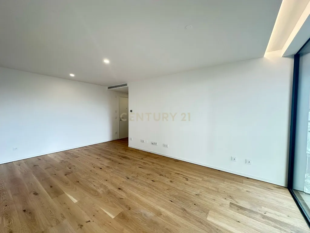 Apartamento T1 Aveiro - Image 6