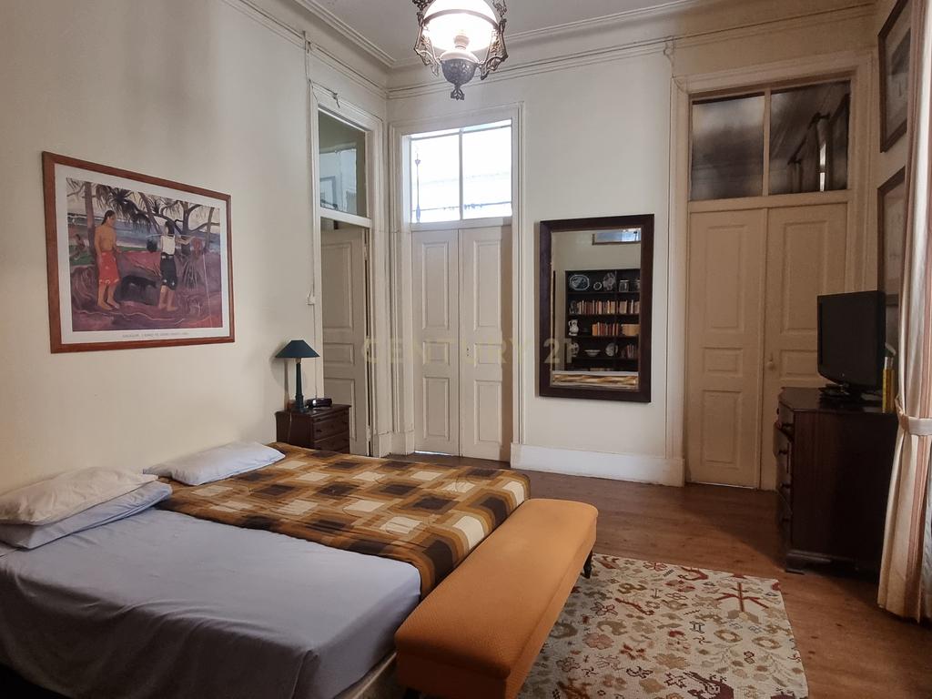 Apartamento Pombalino de Charme com 8 Assoalhadas – Av. Almirante Reis, Lisboa - Image 23