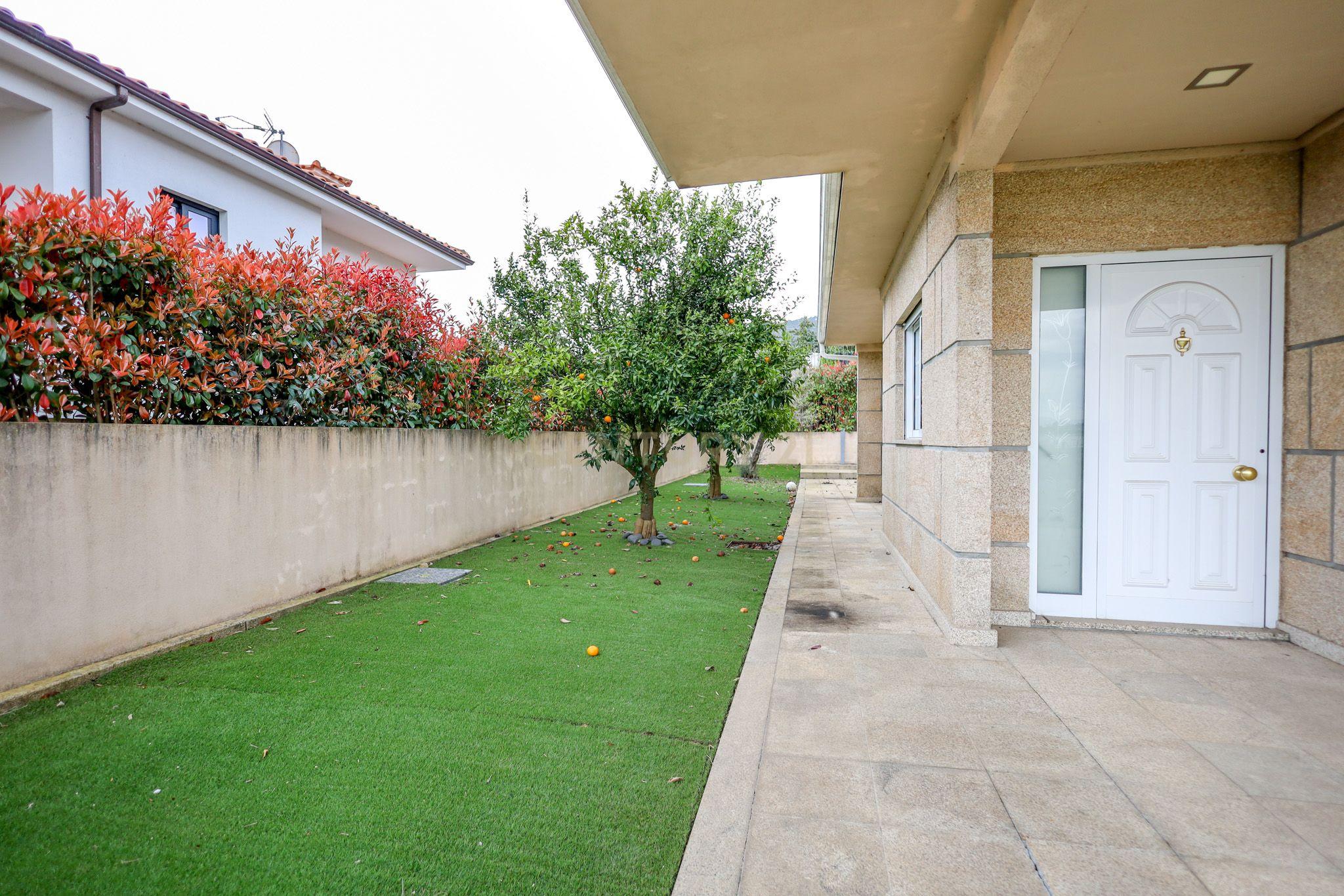 Moradia T4 à venda em Sande (São Martinho), Guimarães — foto 24