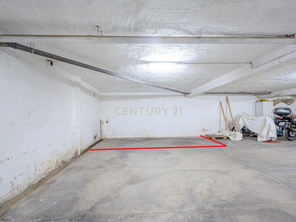 Apartamento T3 com Garagem no Centro de Tunes - Image 24