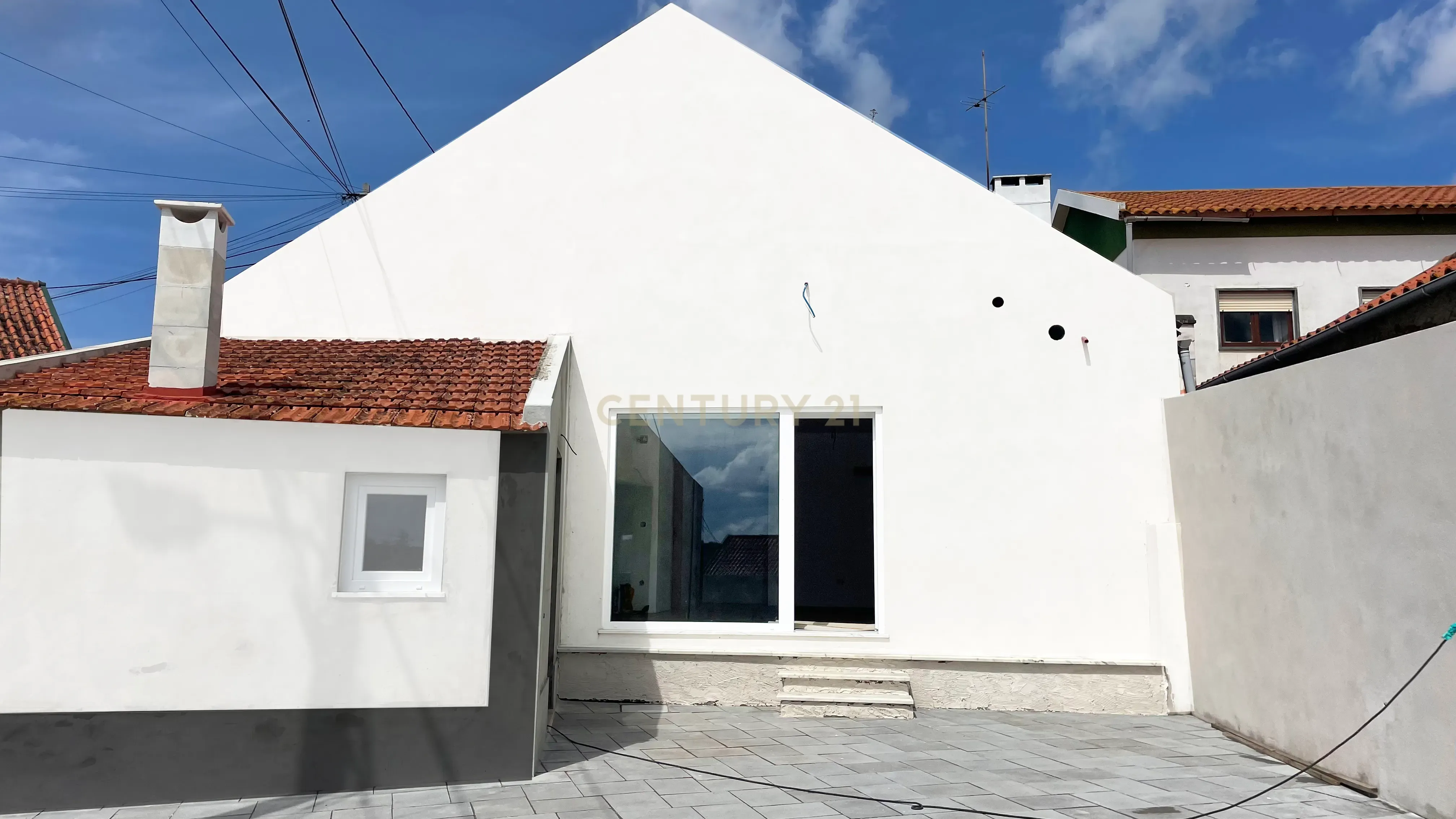 Moradia T2 como nova e espaço exterior - Lourinhã - Image 2
