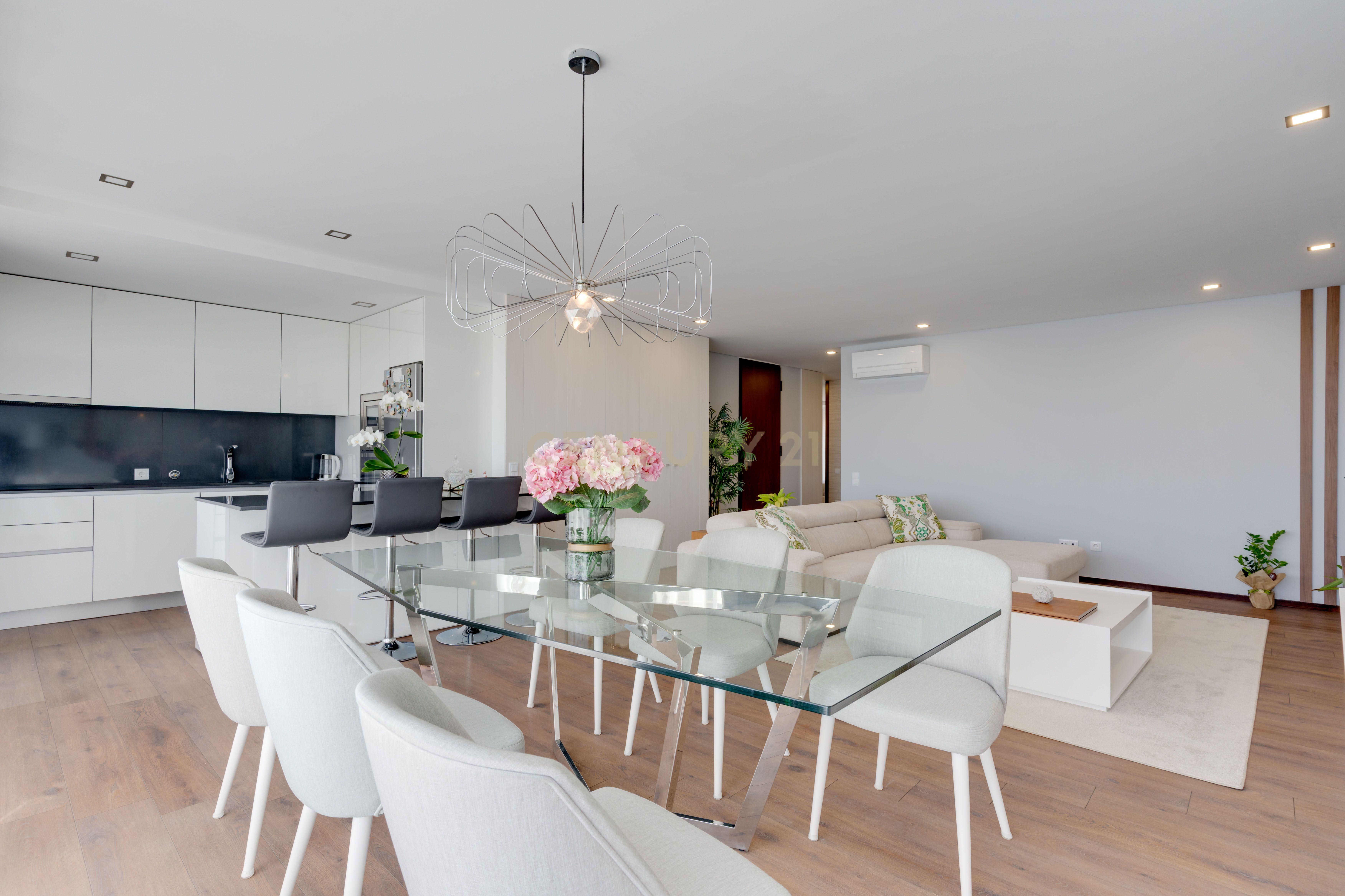 Apartamento T3 como Novo com Vista Mar em Espinho - Image 5