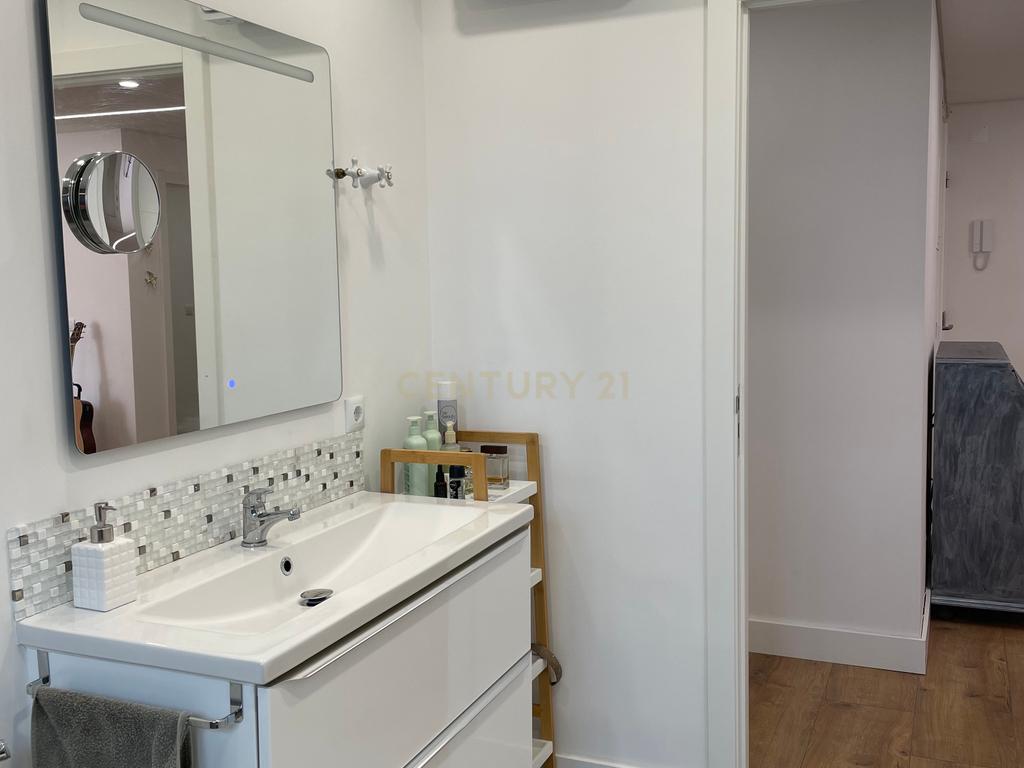 apartamento T2  situado numa das zonas mais privilegiadas de Almada - Image 13