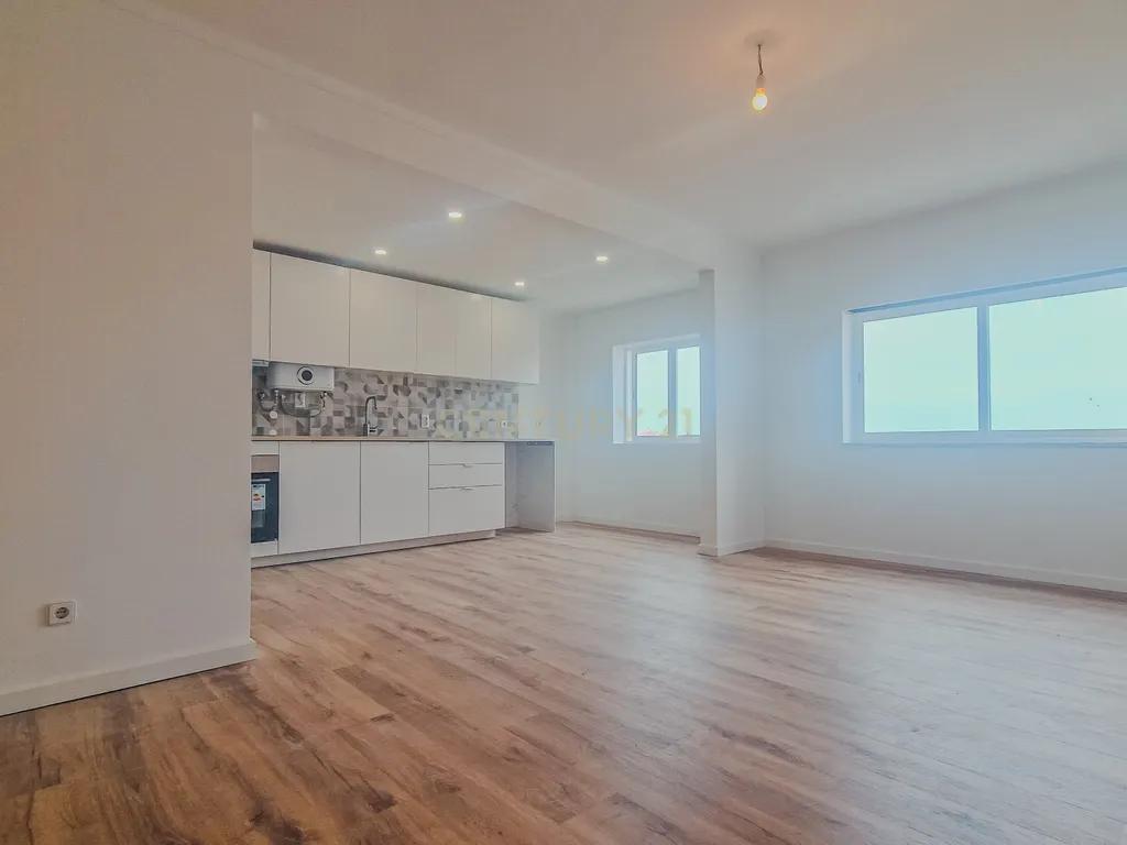Apartamento T2 em Peniche - Image 6