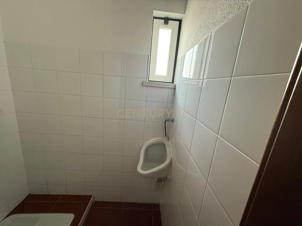Armazém Industrial para Arrendamento – Riachos, Torres Novas - Image 33